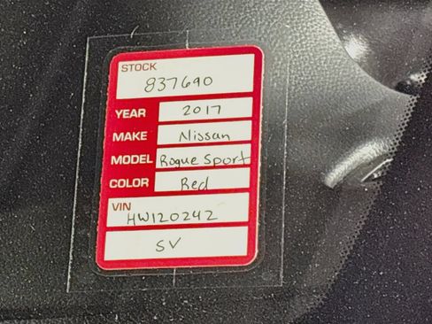 Used 2017 Nissan Rogue Sport SV w/ SV All-Weather Package AWD/4WD image 24
