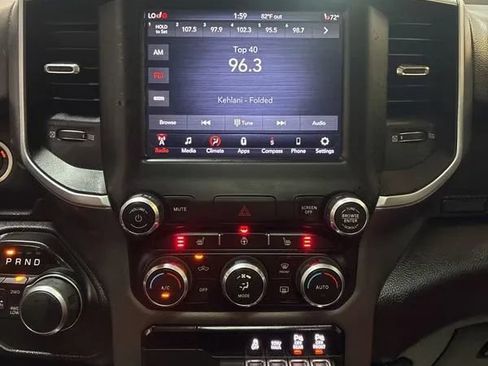 Used 2019 RAM 1500 Big Horn AWD/4WD image 16