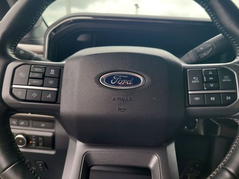 Used 2024 Ford F350 Lariat w/ Lariat Ultimate Package AWD/4WD image 13