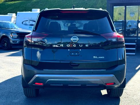 Used 2022 Nissan Rogue SL w/ SL Premium Package image 6