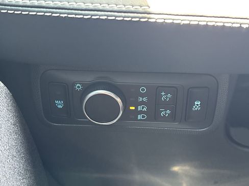Used 2025 Ford Mustang Mach-E Premium AWD/4WD image 26