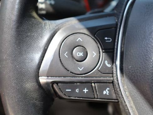Used 2019 Toyota Camry XSE FWD image 12