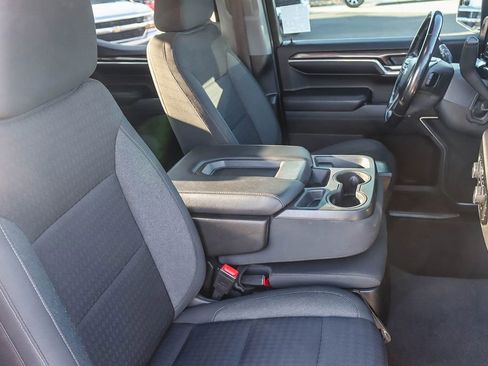 Used 2022 Chevrolet Silverado 1500 LT image 36