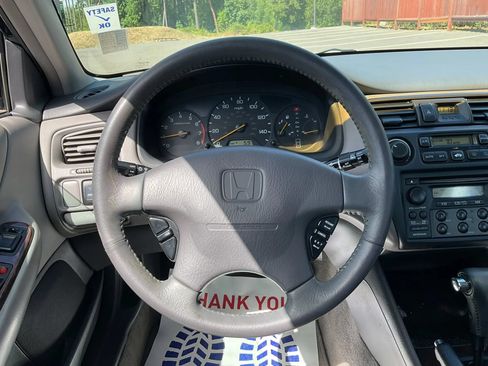 Used 2000 Honda Accord EX image 17