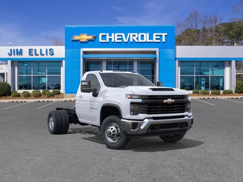 New 2025 Chevrolet Silverado 3500 W/T w/ WT Convenience Package image 23