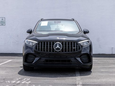 Used 2025 Mercedes-Benz GLC 43 AMG 4MATIC image 2