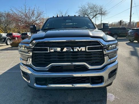 New 2026 RAM 2500 Tradesman AWD/4WD image 3
