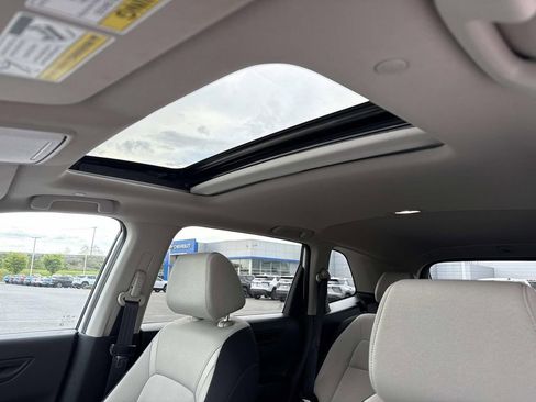 Used 2024 Honda CR-V EX image 4