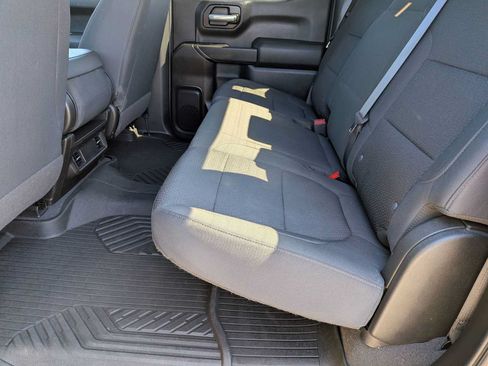Used 2021 Chevrolet Silverado 1500 Custom Trail Boss AWD/4WD image 18