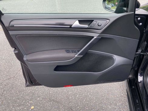 Used 2017 Volkswagen GTI S FWD image 20