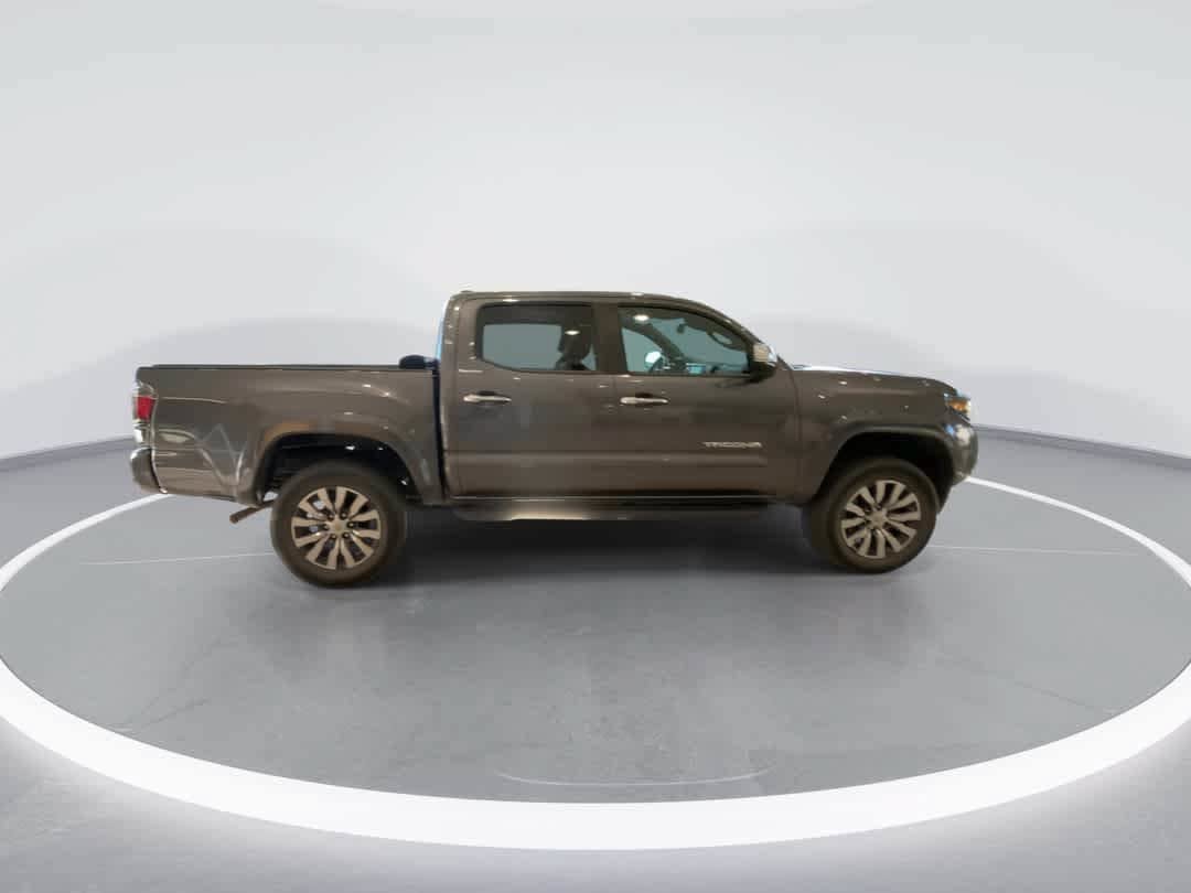 Certified 2021 Toyota Tacoma Limited AWD/4WD image 9
