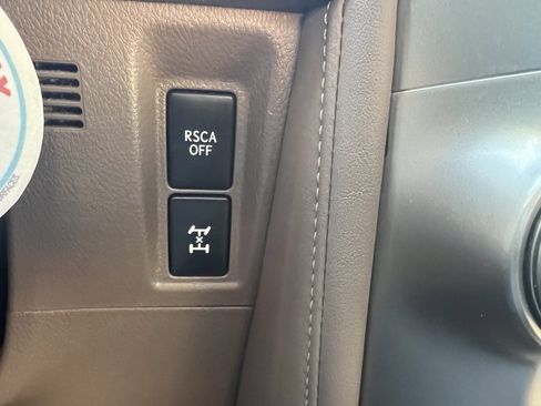 Used 2013 Lexus GX 460 image 22