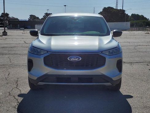 Used 2023 Ford Escape Active image 3