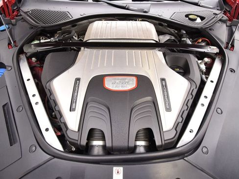 Used 2017 Porsche Panamera Turbo image 30