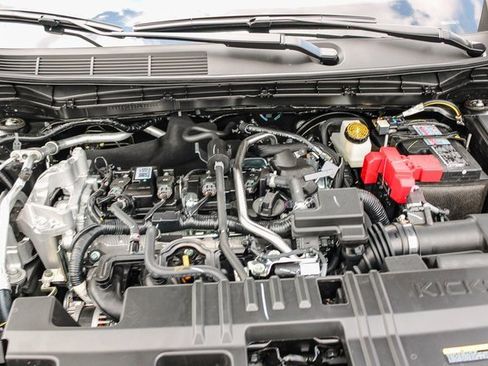 New 2026 Nissan Kicks SR w/ Cold Weather Package image 28