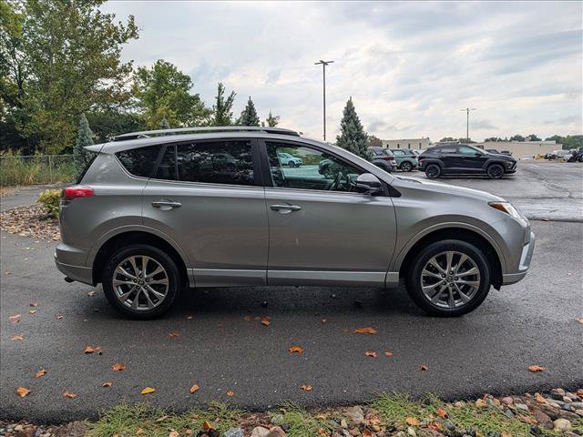 Used 2017 Toyota RAV4 Platinum AWD/4WD image 6