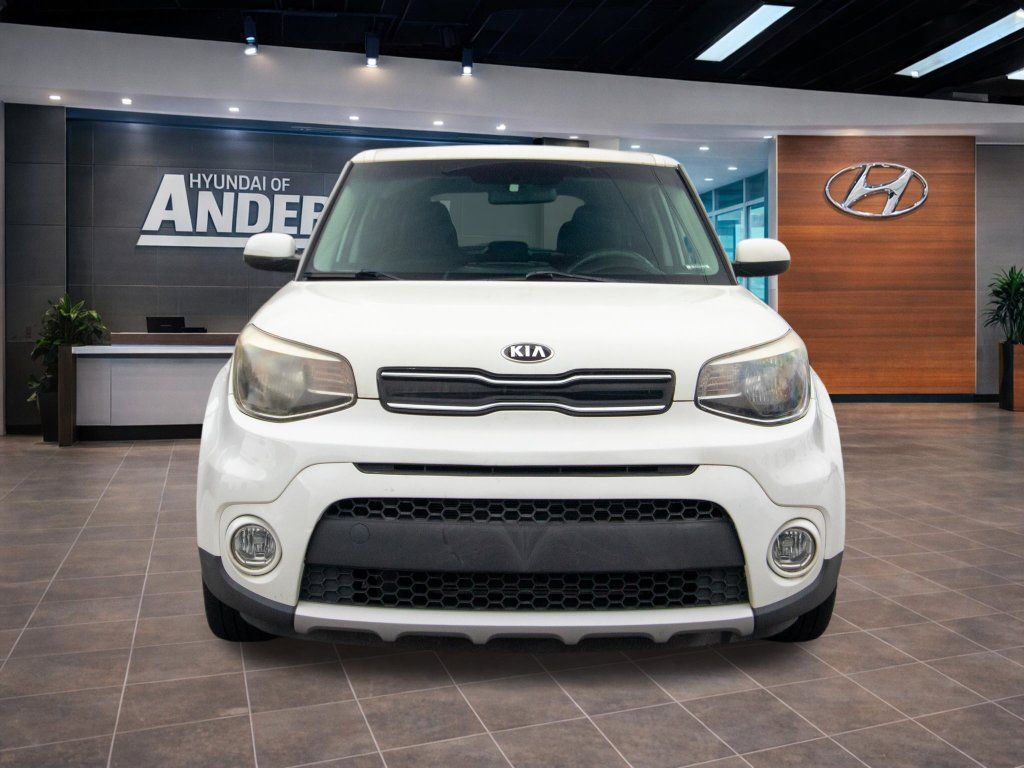Used 2018 Kia Soul + FWD image 4