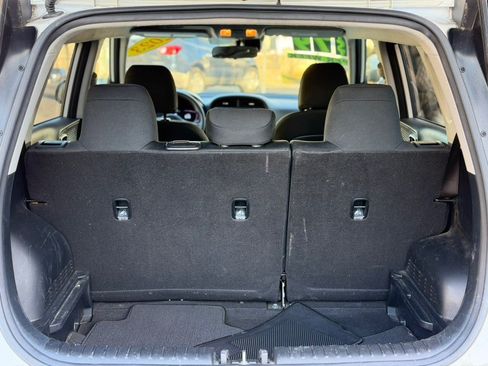 Used 2023 Kia Soul LX w/ Option Group 015 FWD image 17