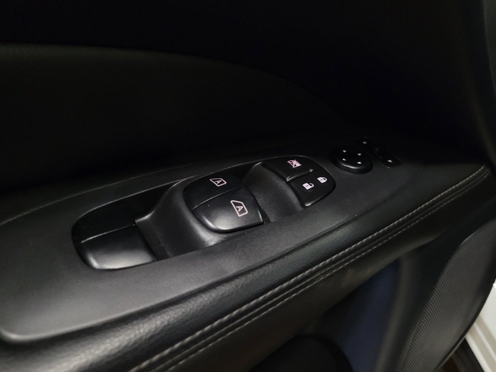 Used 2019 Nissan Pathfinder SL w/ Cargo Package AWD/4WD image 27