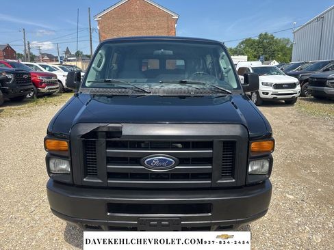 Used 2011 Ford E-150 and Econoline 150 Wagon RWD image 6