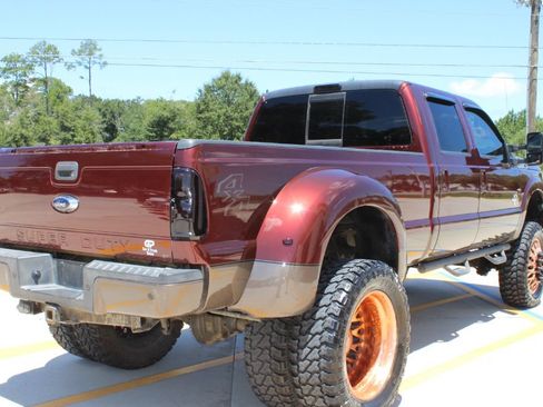 Used 2016 Ford F350 Lariat w/ Lariat Interior Package AWD/4WD image 3