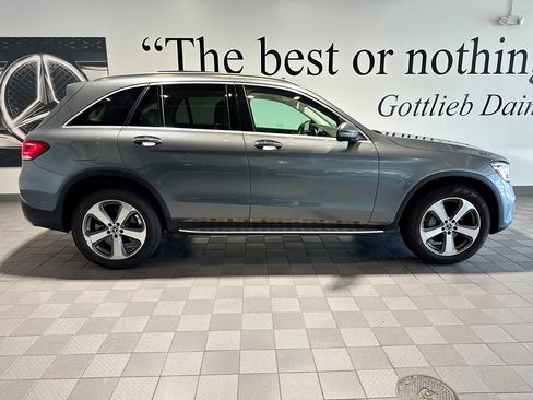 Used 2020 Mercedes-Benz GLC 300 4MATIC image 3