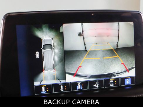 Used 2023 Chevrolet Tahoe Z71 w/ Luxury Package image 20