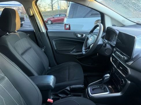 Used 2021 Ford EcoSport SE w/ SE Convenience Package image 4