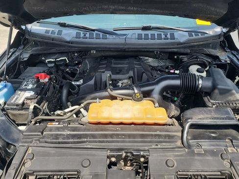 Used 2016 Ford F150 XLT w/ Equipment Group 302A Luxury AWD/4WD image 28