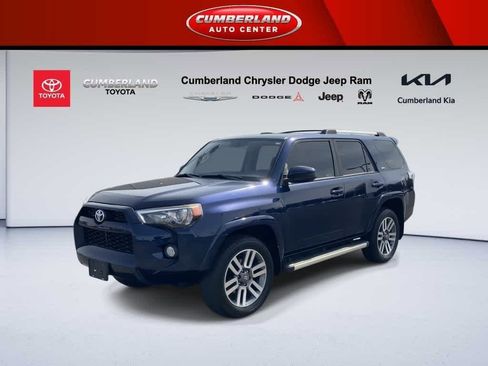 Used 2019 Toyota 4Runner SR5 image 4
