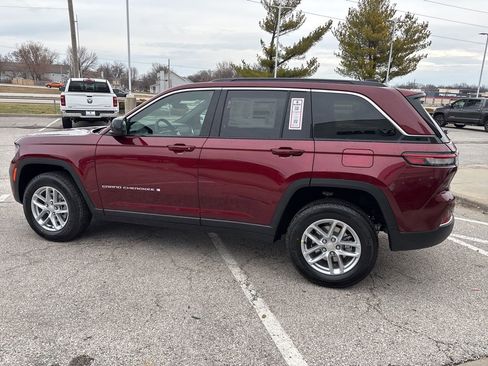 New 2026 Jeep Grand Cherokee Laredo AWD/4WD image 20
