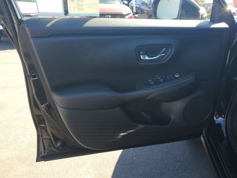 Certified 2024 Honda HR-V Sport image 19