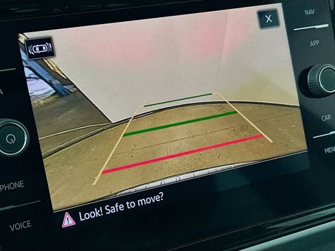 Used 2021 Volkswagen Atlas SEL Premium image 29