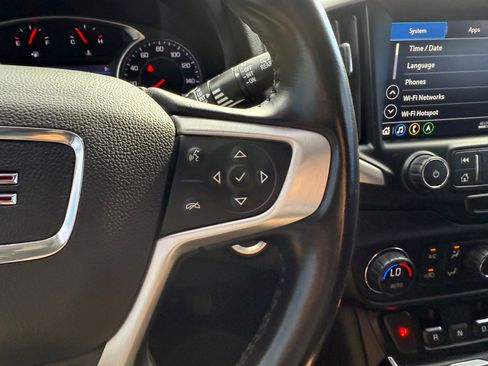 Used 2021 GMC Terrain SLE w/ Driver Convenience Package image 26