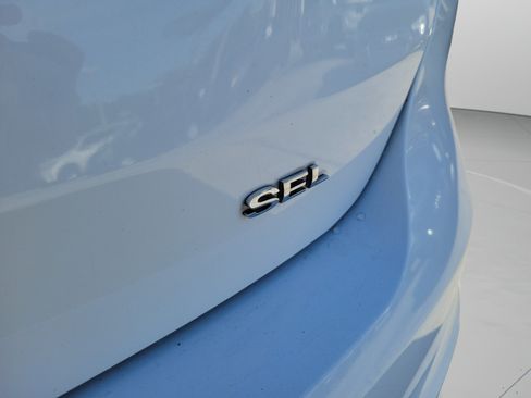 Used 2018 Ford Focus SEL FWD image 29