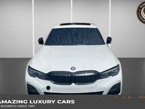 Used 2022 BMW 330i Sedan w/ M Sport Package RWD image 1