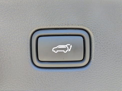 Used 2023 Hyundai Palisade Limited AWD/4WD image 11