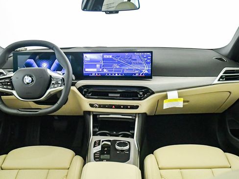 New 2026 BMW 330i xDrive 330i xDrive w/ Premium Package image 17