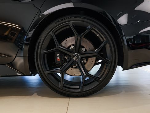 Used 2024 Audi RS 6 performance AWD/4WD image 12