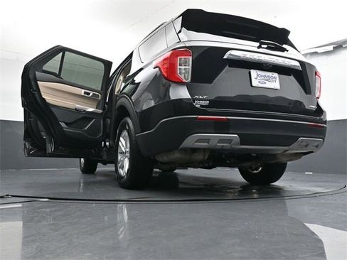Used 2023 Ford Explorer XLT w/ Equipment Group 202A image 32