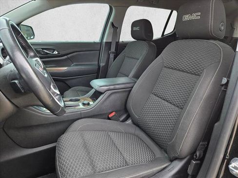 Used 2019 GMC Acadia SLE w/ LPO, Black Accent Package image 15