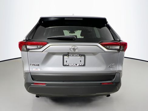 Used 2025 Toyota RAV4 LE AWD/4WD image 6