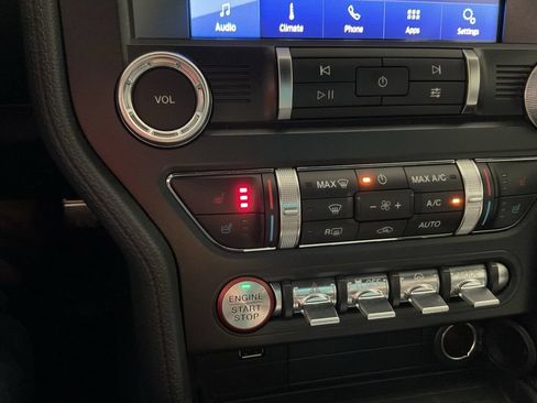 Used 2019 Ford Mustang GT Premium w/ GT Performance Package RWD image 3