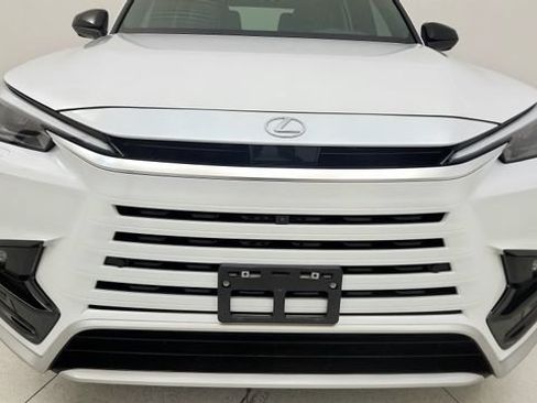 Used 2026 Lexus TX 500h AWD w/ Technology Package image 20
