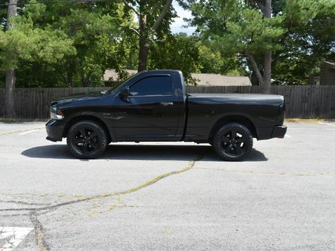 Used 2015 RAM 1500 Express w/ Black Ram 1500 Express Group RWD image 3