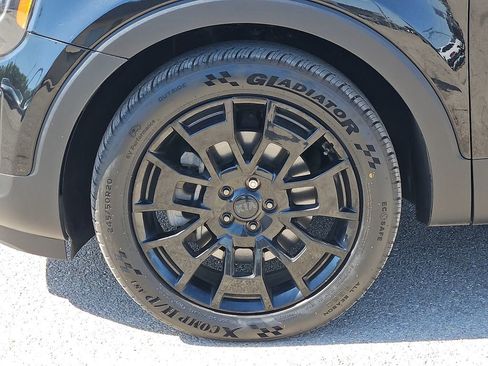 Used 2021 Kia Telluride SX w/ SX Prestige Package AWD/4WD image 9