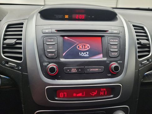 Used 2014 Kia Sorento EX image 25