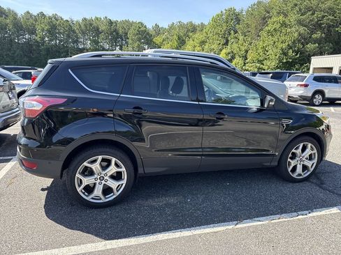Used 2018 Ford Escape Titanium w/ Ford Safe & Smart Package FWD image 20