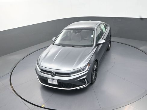 New 2026 Volkswagen Jetta SE FWD image 15