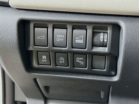 Used 2023 Subaru Forester Limited AWD/4WD image 27